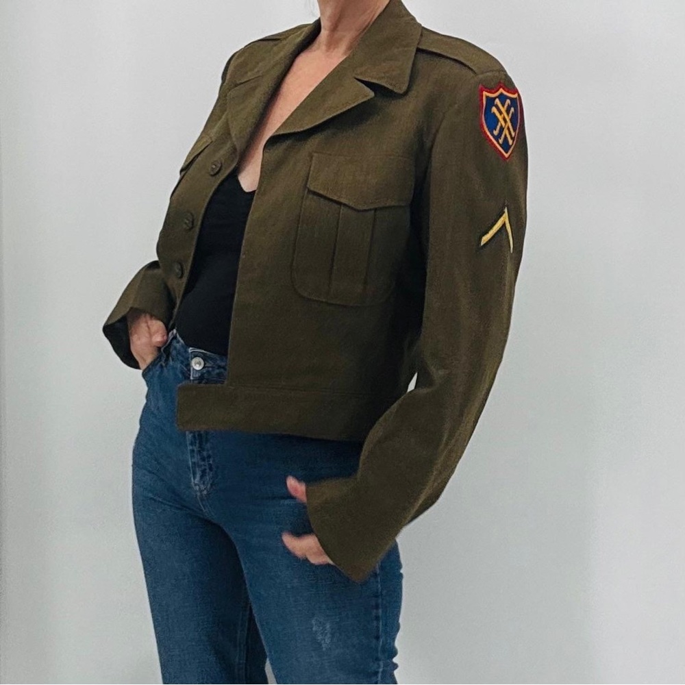 Vintage 1940’s WWII Eisenhower IKE Wool Utilitarian Cropped Military Jacket